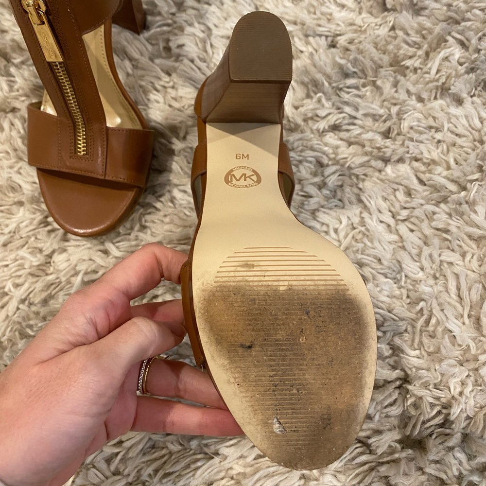 Michael Kors Berkley Leather T-Strap Sandals - Picture 4 of 5